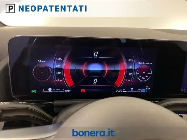 Mercedes-Benz Gla Class view 13
