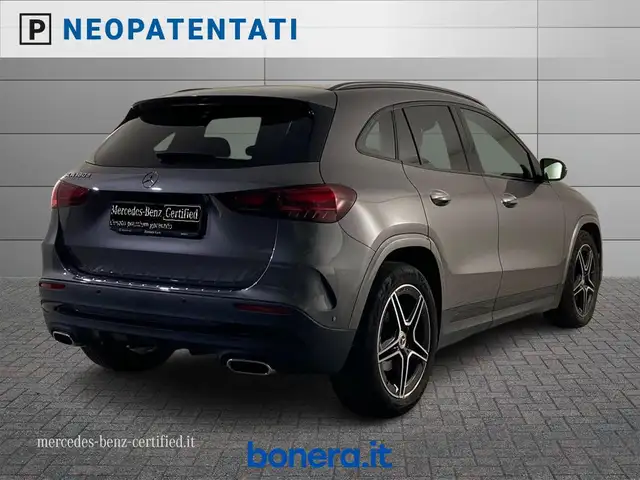 Mercedes-Benz Gla Class view 2