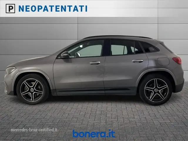 Mercedes-Benz Gla view 7