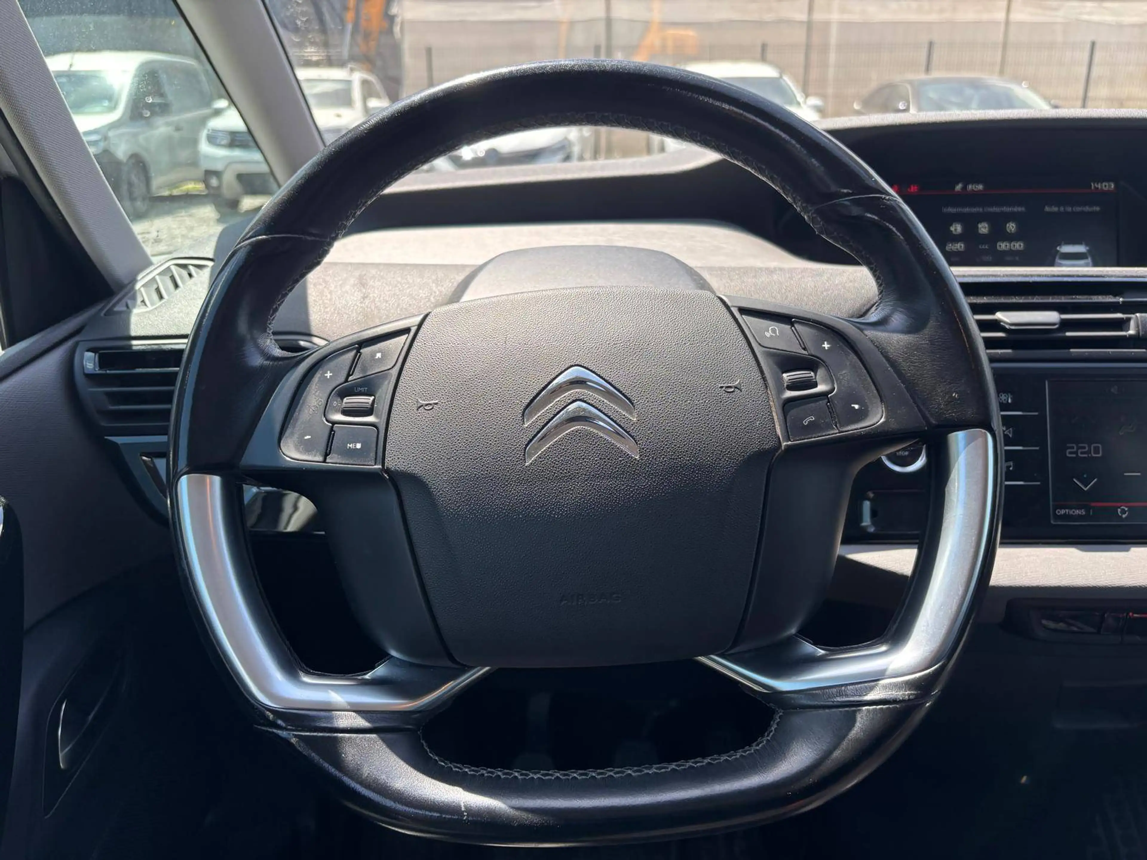 Citroen C4 Picasso 1.2 PureTech Feel S // Marchand - Export — photo 14