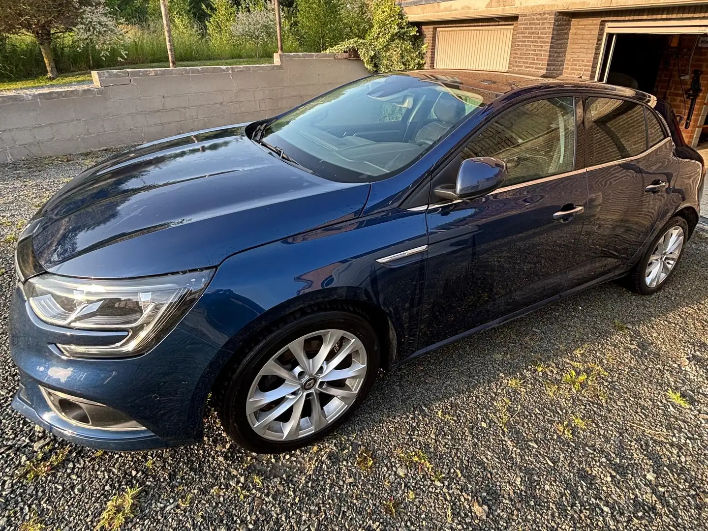 Renault Megane Megane 1.33 TCe Intens GPF Blauw - 1