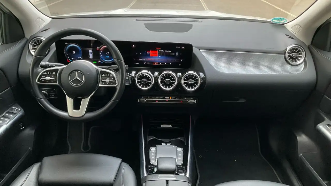 2023 Mercedes-Benz EQA 250 AHK*Panorama*Leder*Kamera*SPUR+TW*LED, photograph 10