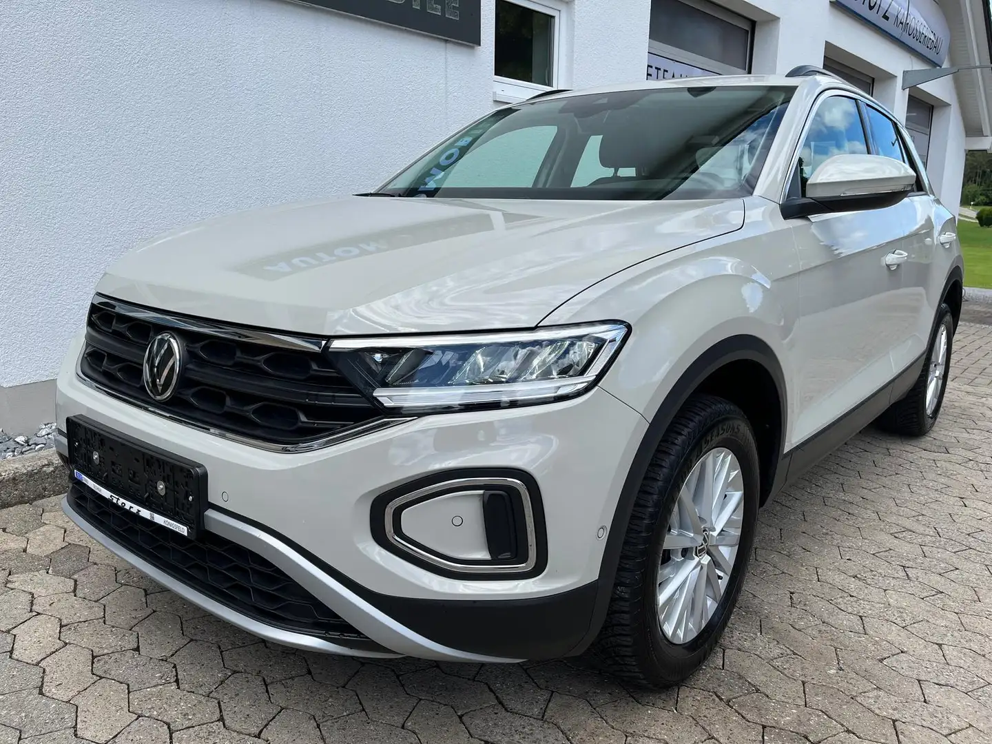 Volkswagen T-Roc 1.0 TSI LED VIRTUEL C. PDC KLIMA SHZ KESSY Grau - 2