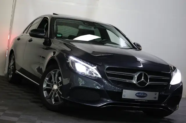 Mercedes-Benz C-Class view 10