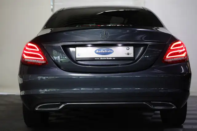 Mercedes-Benz C-Class view 7