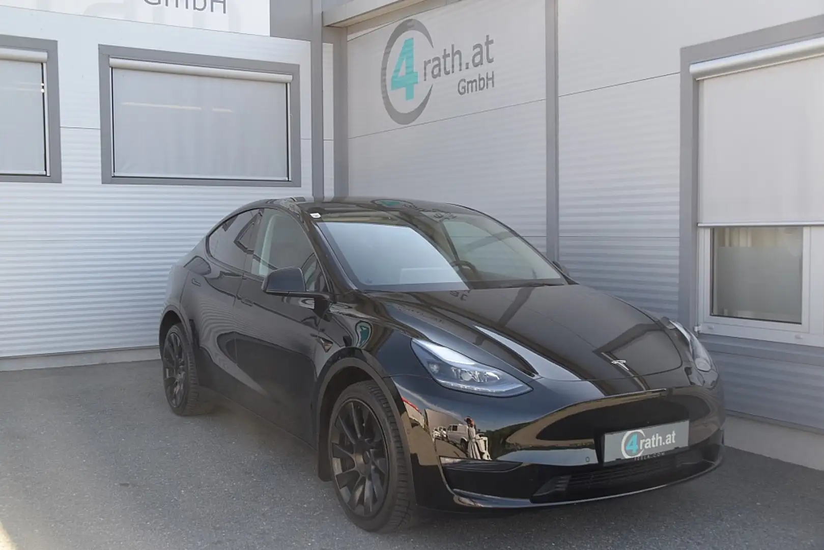 Tesla Model Y Long Range AWD 75kWh AHK / NETTO: 26.567 € Schwarz - 1