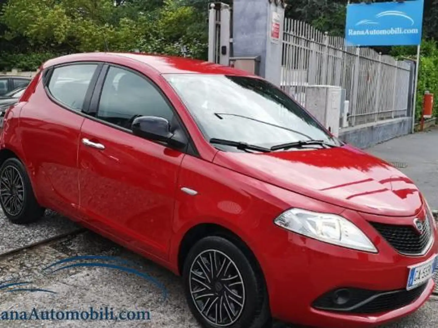 Lancia Ypsilon 1.2 Gold *PROMO FINANZIAMENTO Rosso - 1