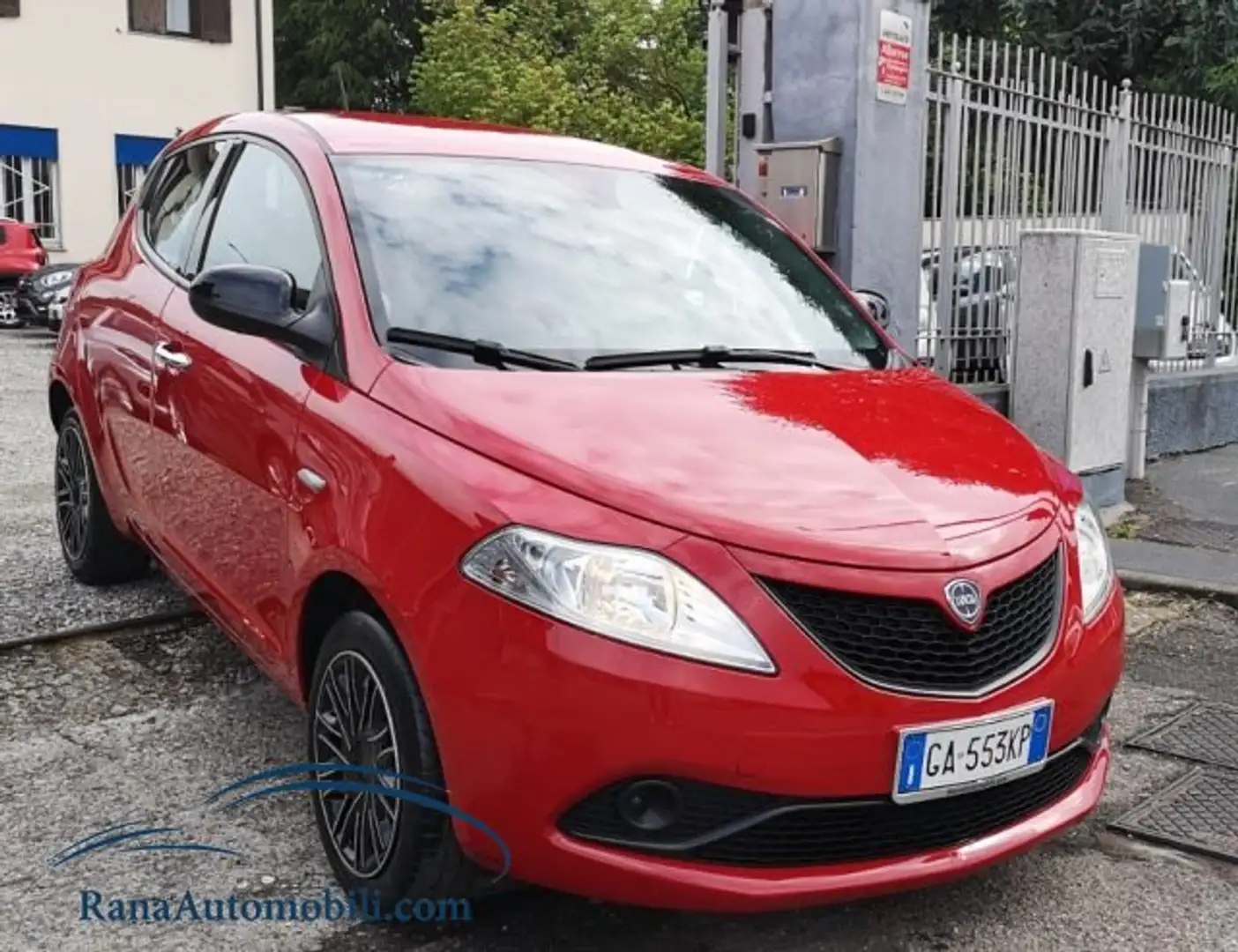 Lancia Ypsilon 1.2 Gold *PROMO FINANZIAMENTO Rosso - 2