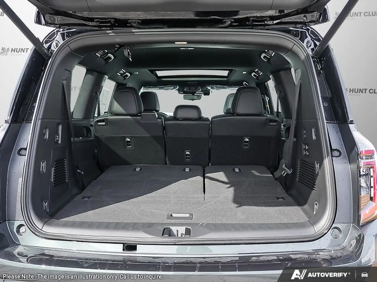 Nissan Armada снимка Nissan Armada
