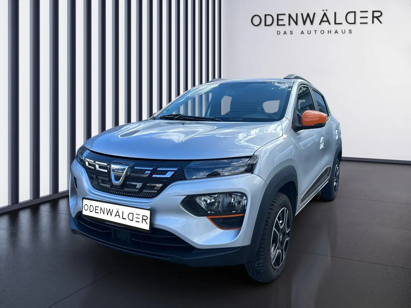 Dacia Spring Electric 45 Comfort Plus Navi+Kam.+PDC Grau - 1
