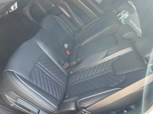 Kia Sorento view 10