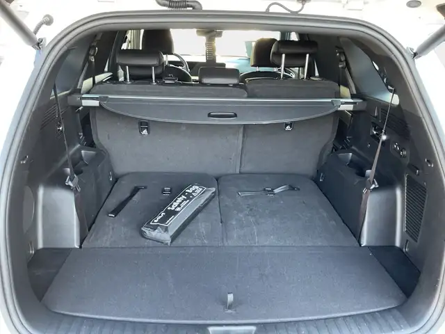 Kia Sorento view 11