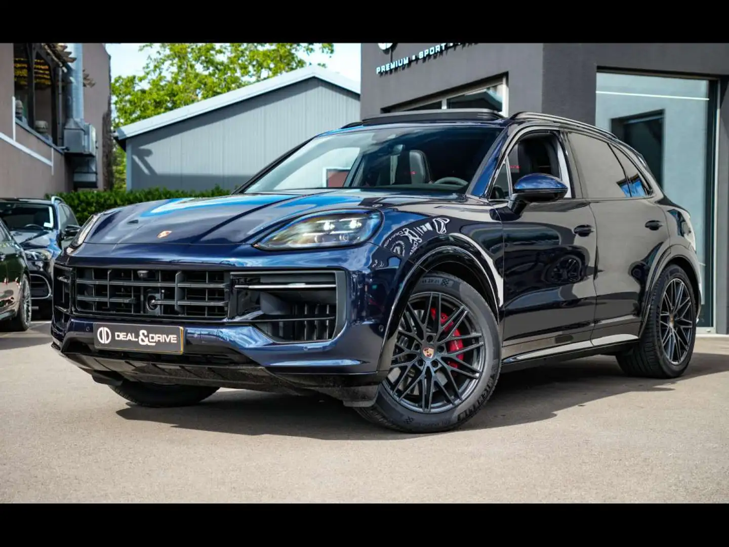 Porsche Cayenne GTS TIPTRONIC MY25CARBONAHKPANOINNODRIVEPDCC Blauw - 1