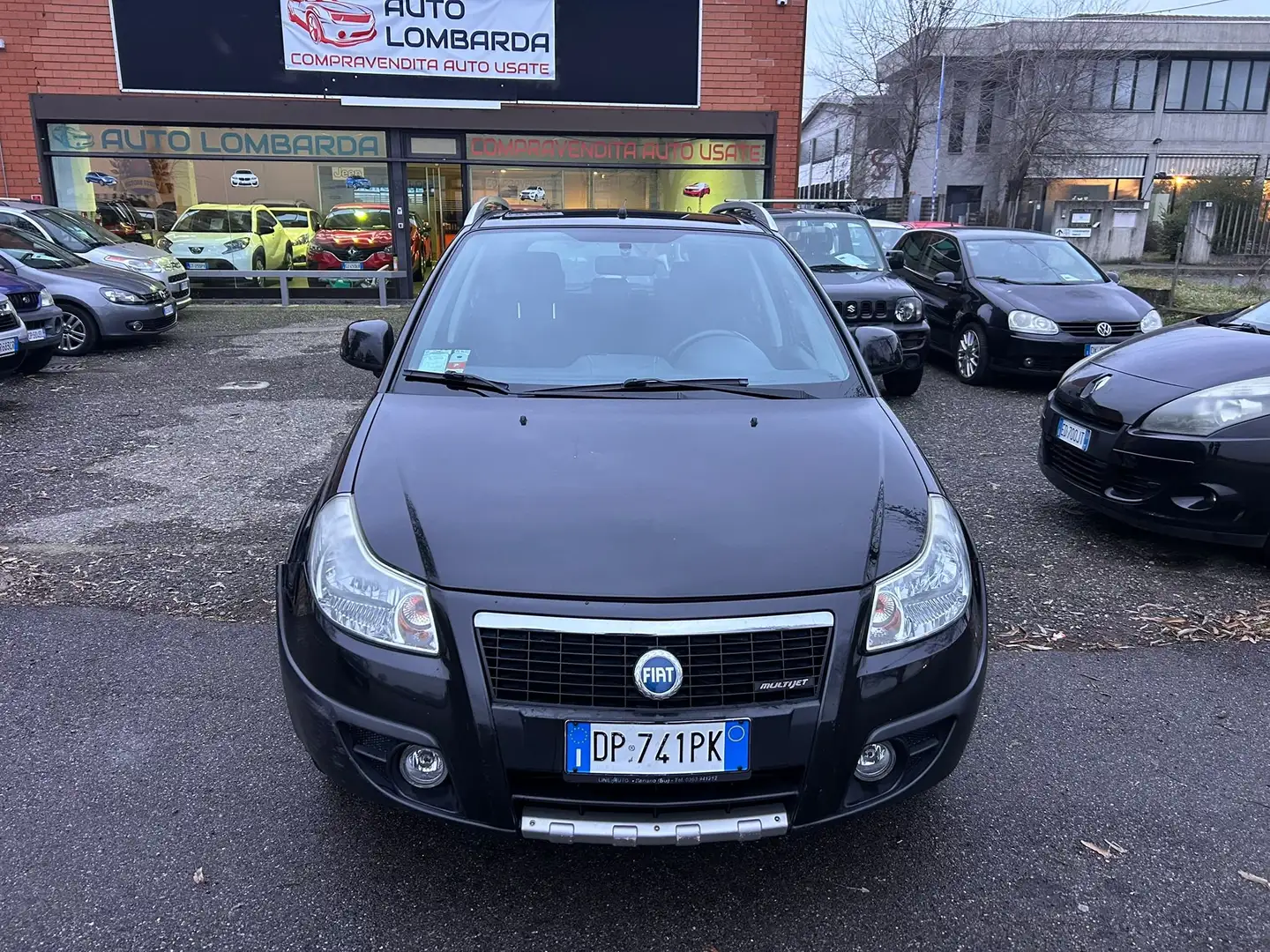 Fiat Sedici Sedici 4x4 1.9 mjt Dynamic *4x4*120cv Schwarz - 2