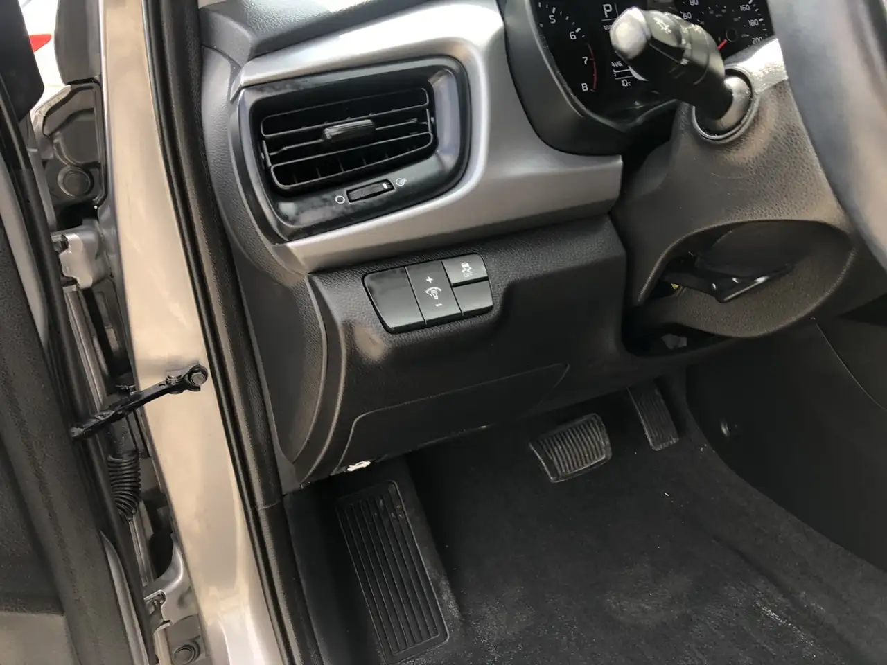 Kia Rio снимка Kia Rio