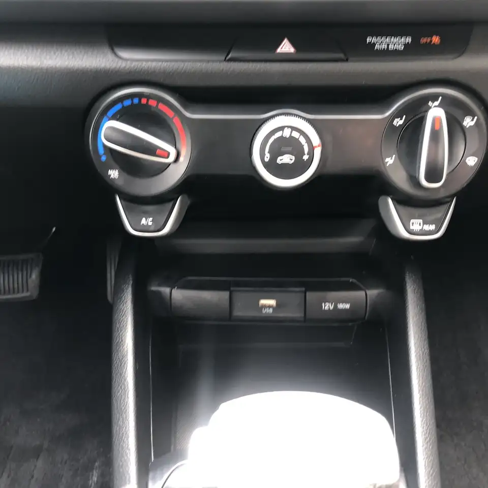 Kia Rio снимка Kia Rio