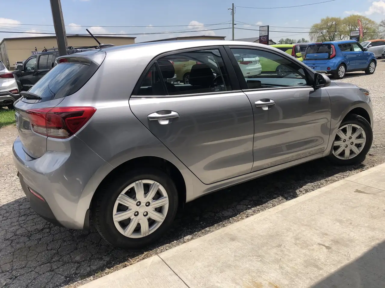 Kia Rio снимка Kia Rio