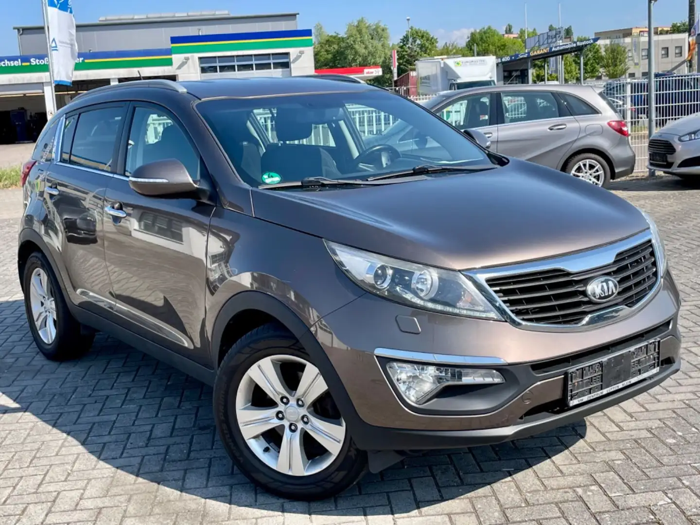 Kia Sportage 1.6 GDI Attract *TEMPOMAT*XENON*8-BEREI - 2