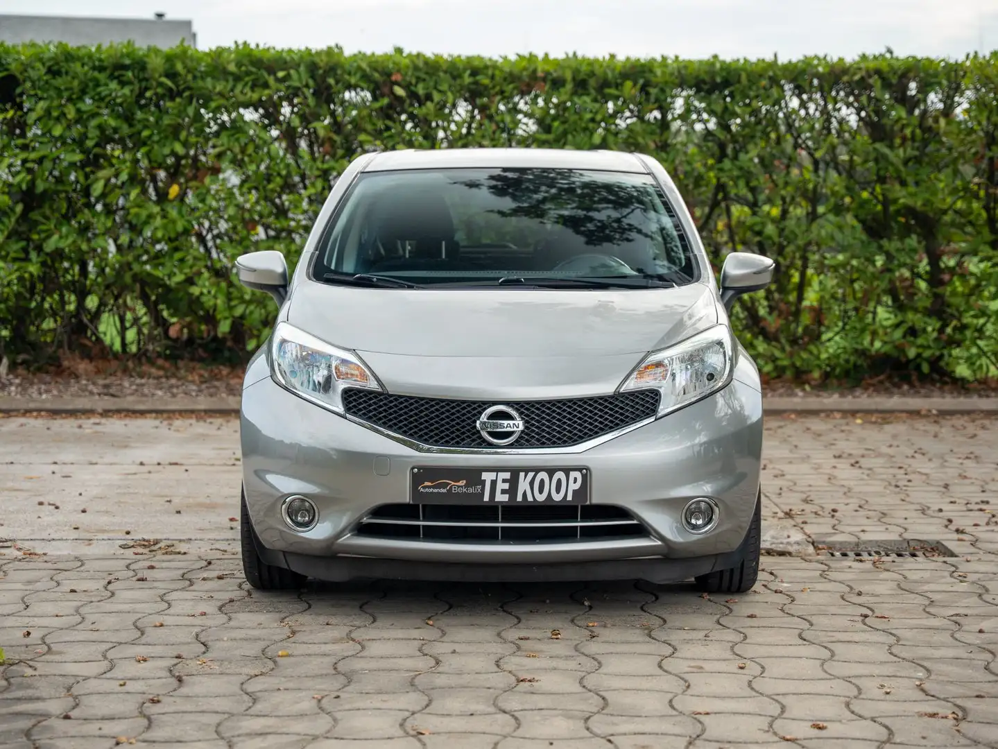 Nissan Note Note 1.2 tekna Beige - 2