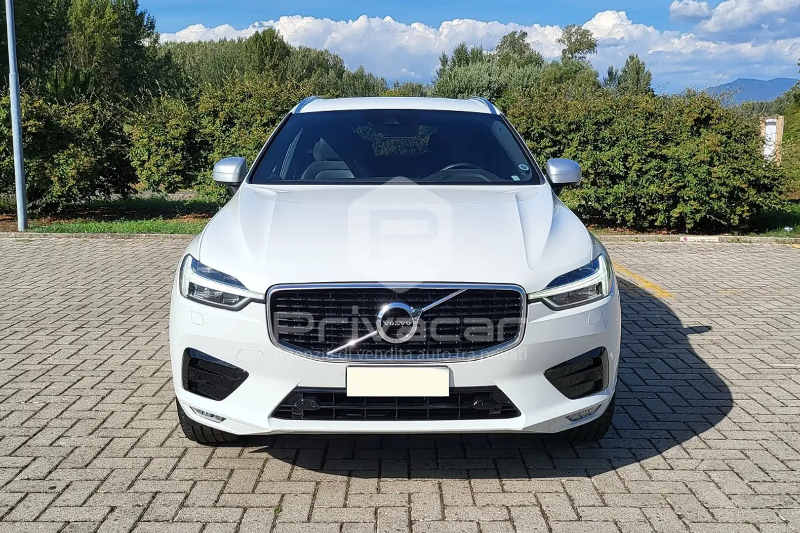Volvo XC60 XC60 D4 AWD Geartronic R-design Wit - 2