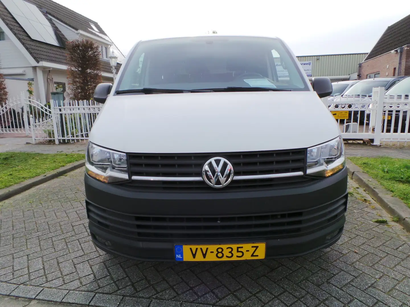 Volkswagen T6 Transporter 2.0 TDI 102pk L1H1 3 persoons Airco,Cruise,Navi,Pd Wit - 2