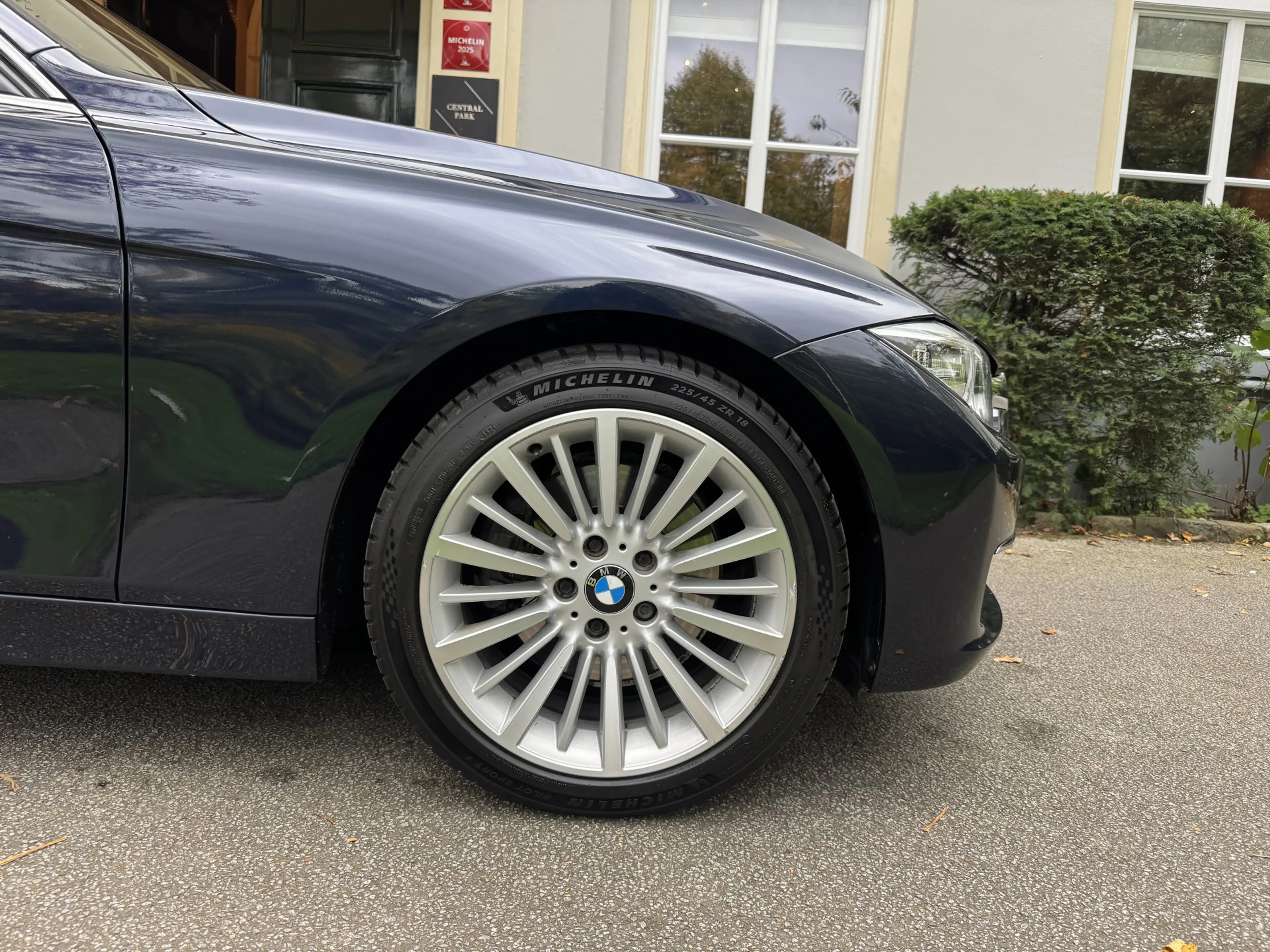 BMW 328 3-serie 328i High Executive — photo 4
