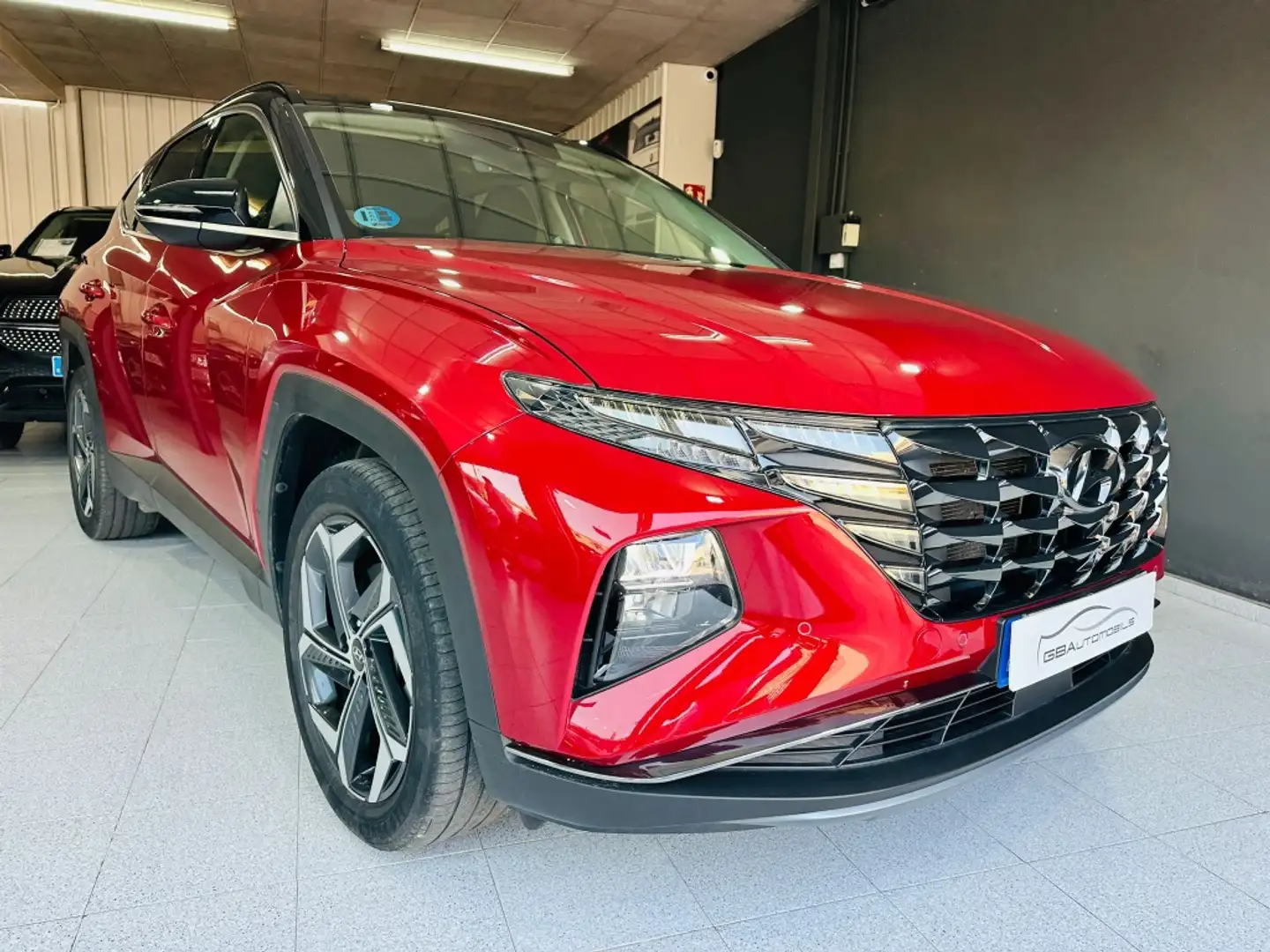 Hyundai TUCSON 1.6 TGDI HEV Tecno Sky AT Paars - 1