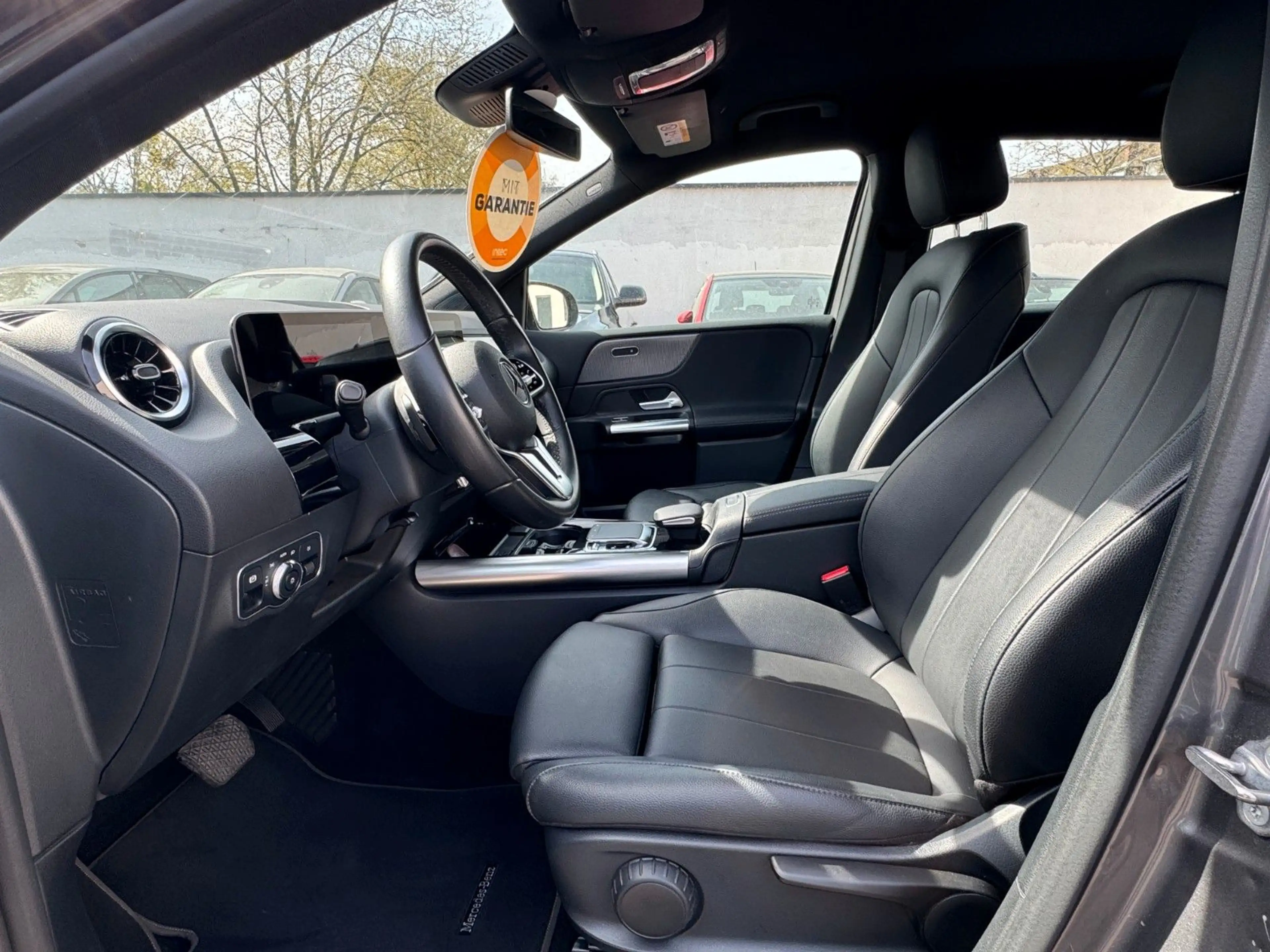 Mercedes-Benz B 180 1.Hd.*Leder*MBUX*CarPlay* — photo 12