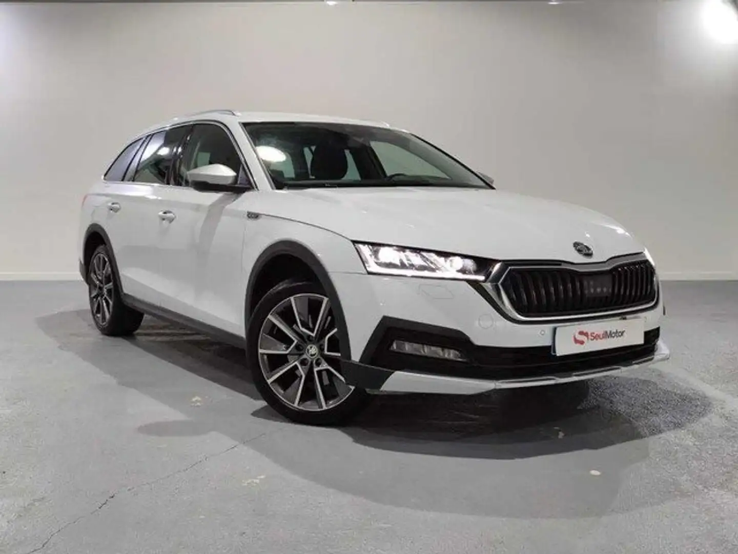 Skoda Octavia Combi 2.0TDI Scout 147kW DSG 4x4 Blanco - 1