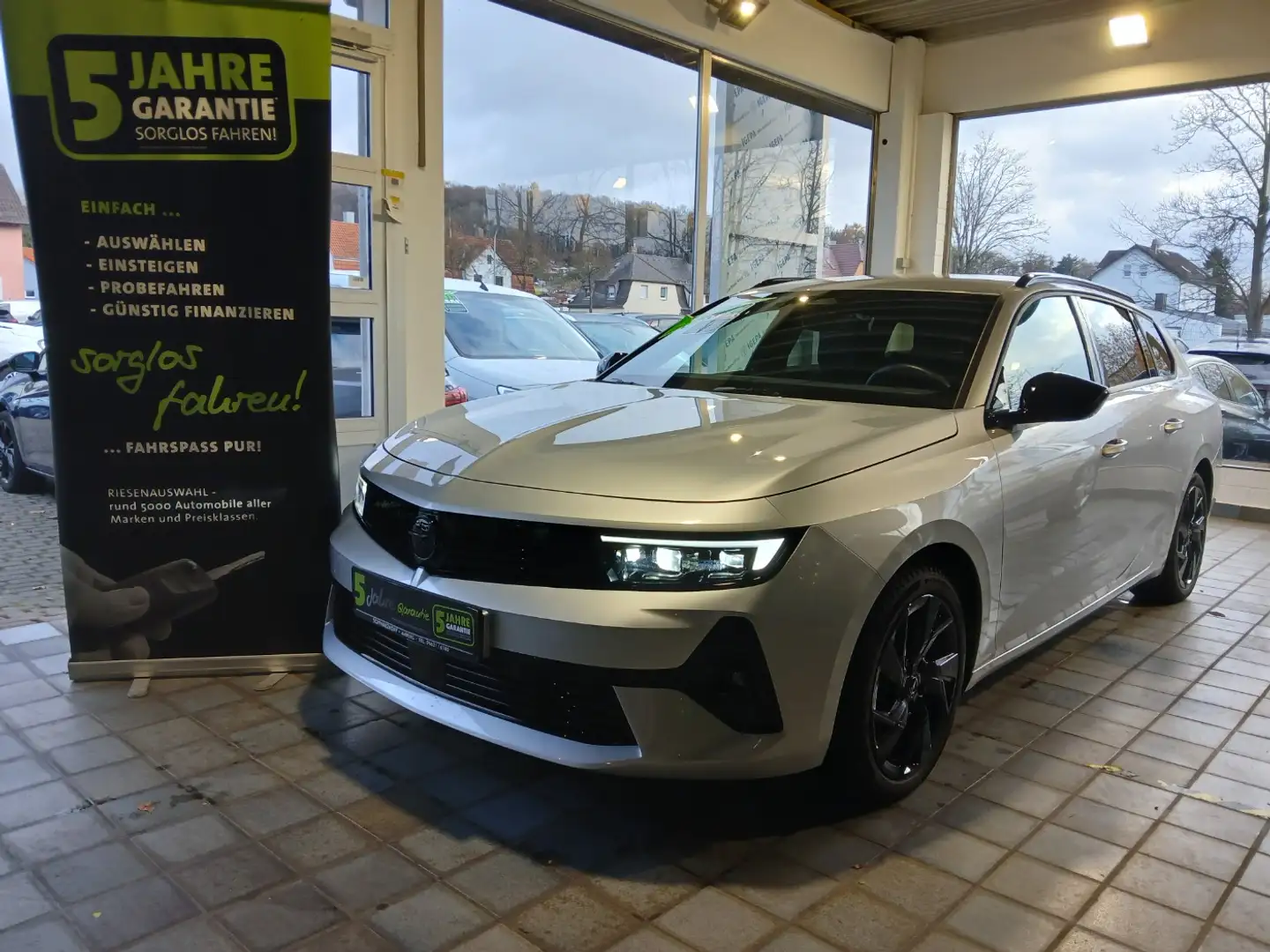 Opel Astra L ST 1.2T Fin. ab 2,99 % AHK,Navi,Parkpilot Silber - 2