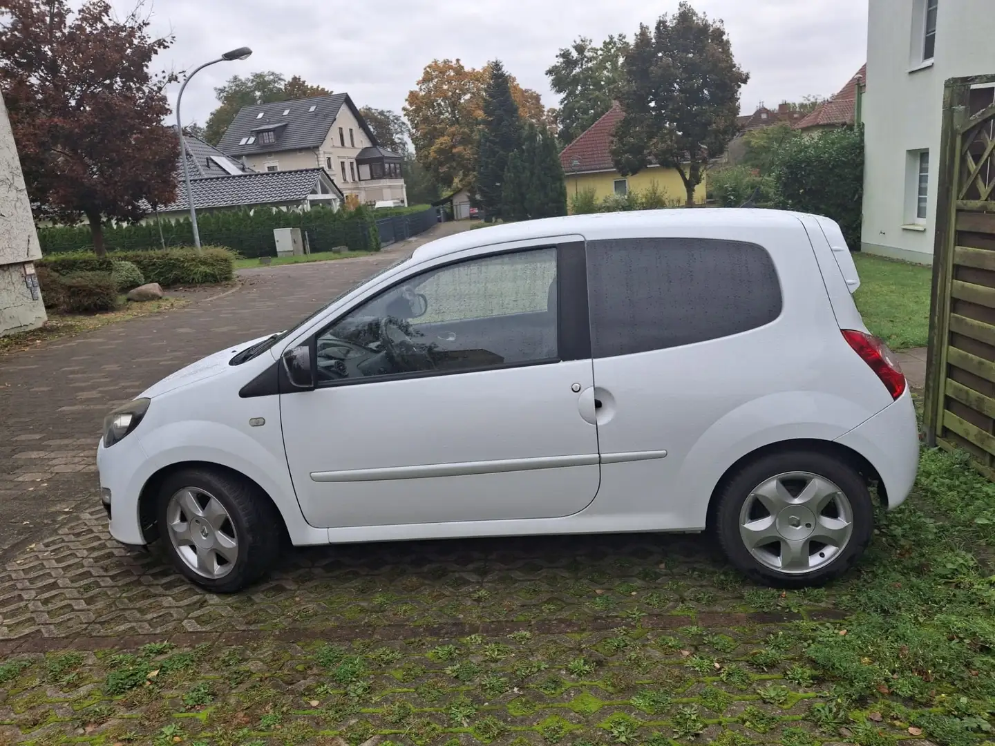 Renault Twingo 1.2 LEV 16V 75 Expression - 2
