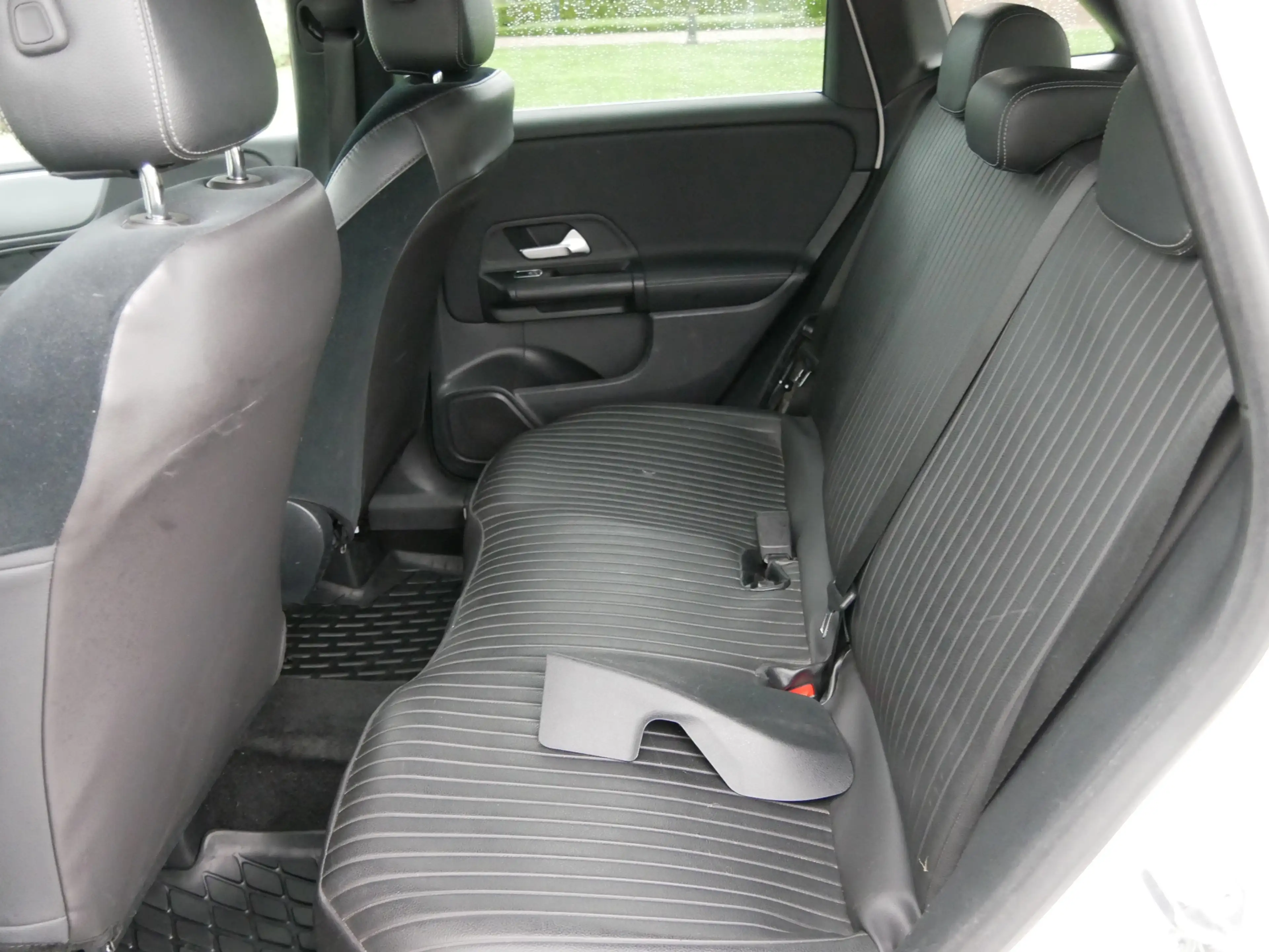 Mercedes-Benz B 200 200d AUT. AC CAMERA ** EX POLICE MARGE CAR ** — photo 13