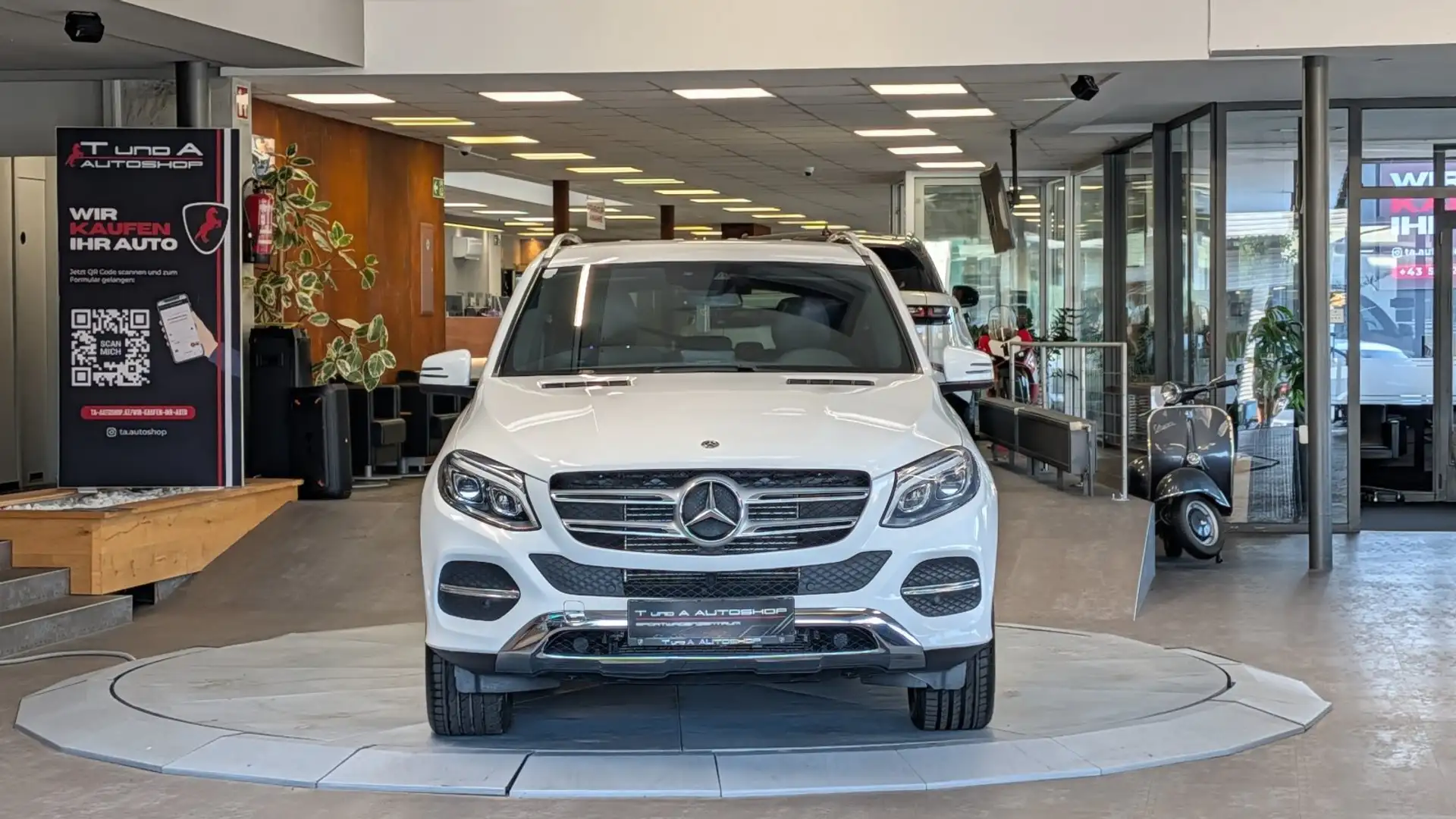 Mercedes-Benz GLE 250 d 4Matic *Ambiente*Kamera*Luftfahrwerk* Weiß - 2