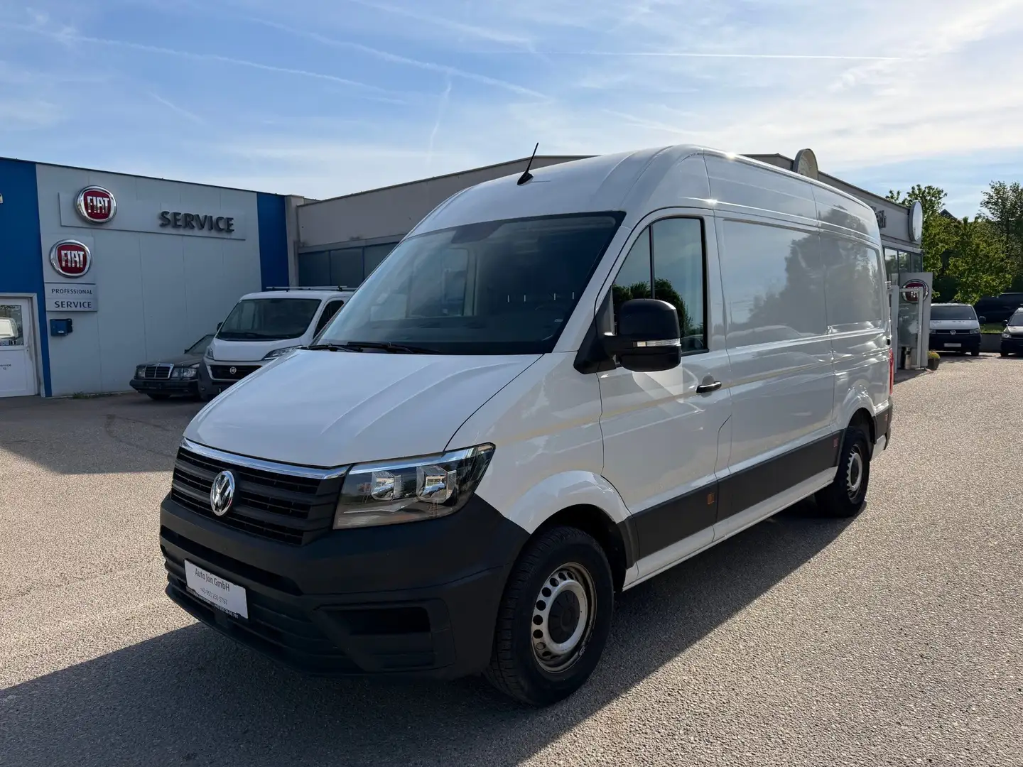Volkswagen Crafter Kasten MR L3H3 2,0TDI*AHK*PickerlNEU*1Besitz*Klima Weiß - 1