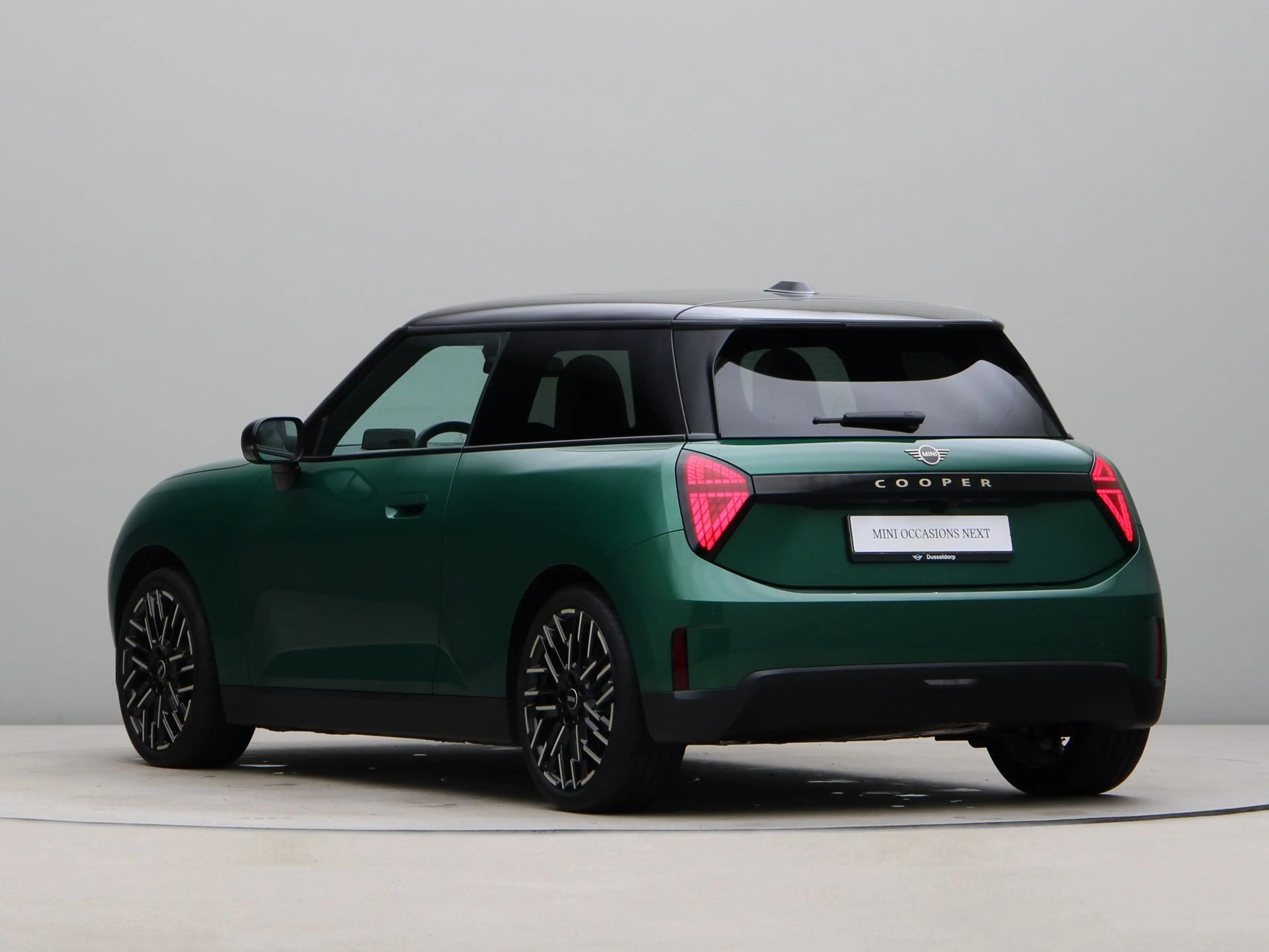 MINI Cooper E Favoured Pakket M — photo 10