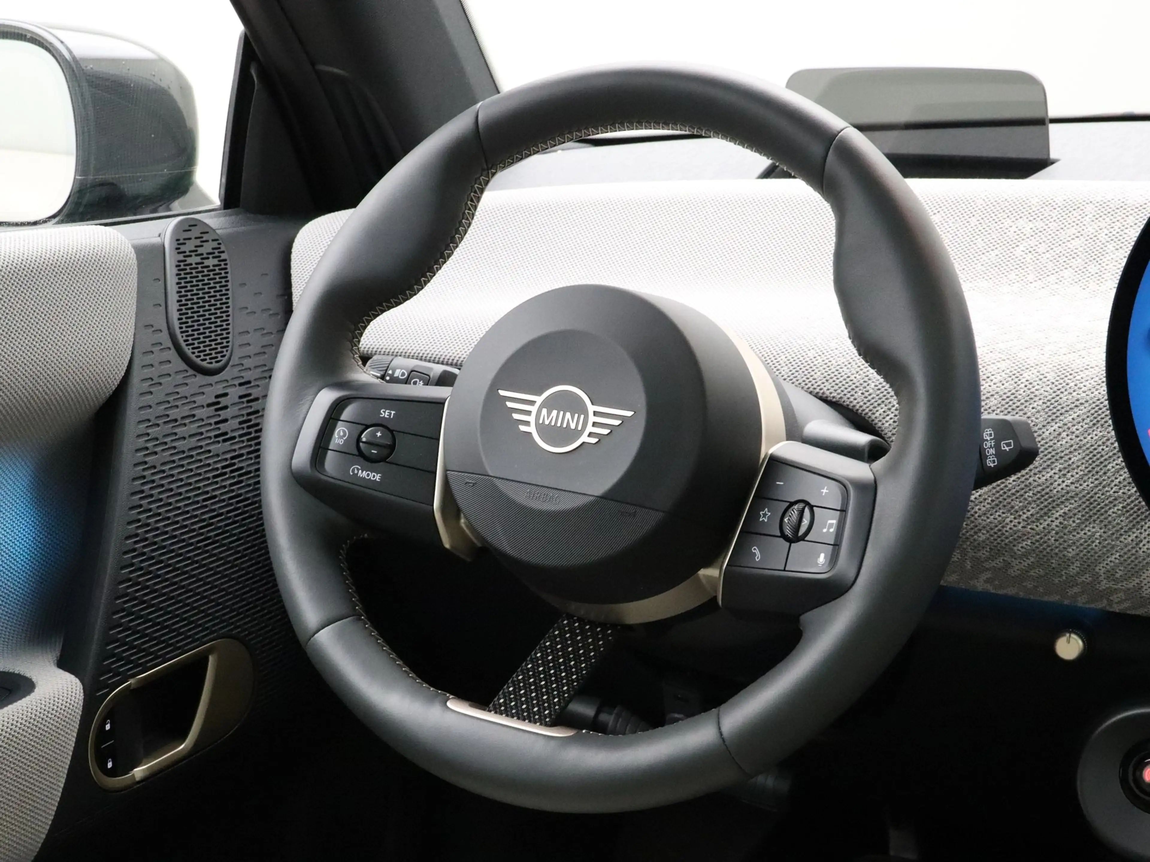 MINI Cooper E Favoured Pakket M — photo 2