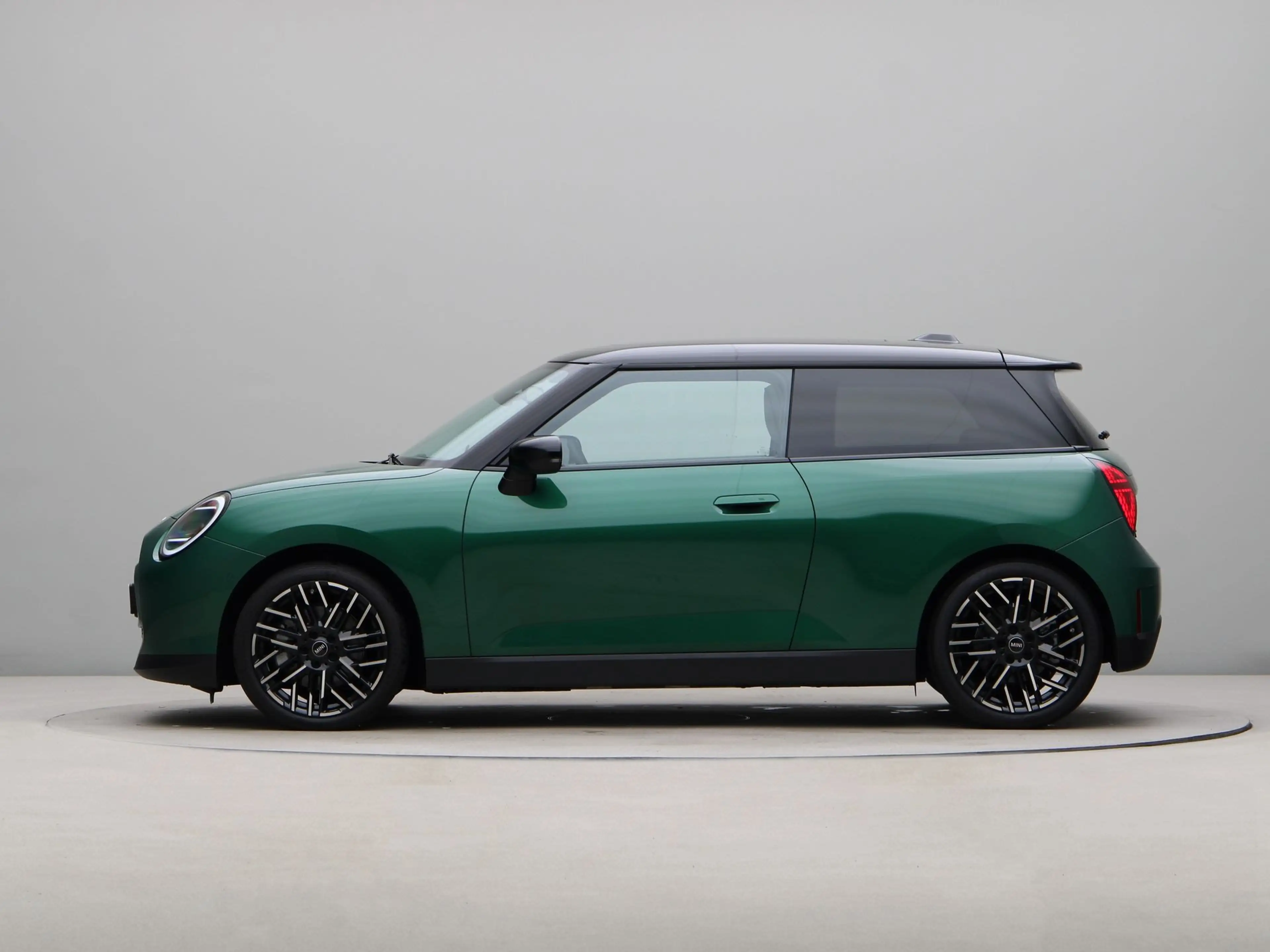 MINI Cooper E Favoured Pakket M — photo 11