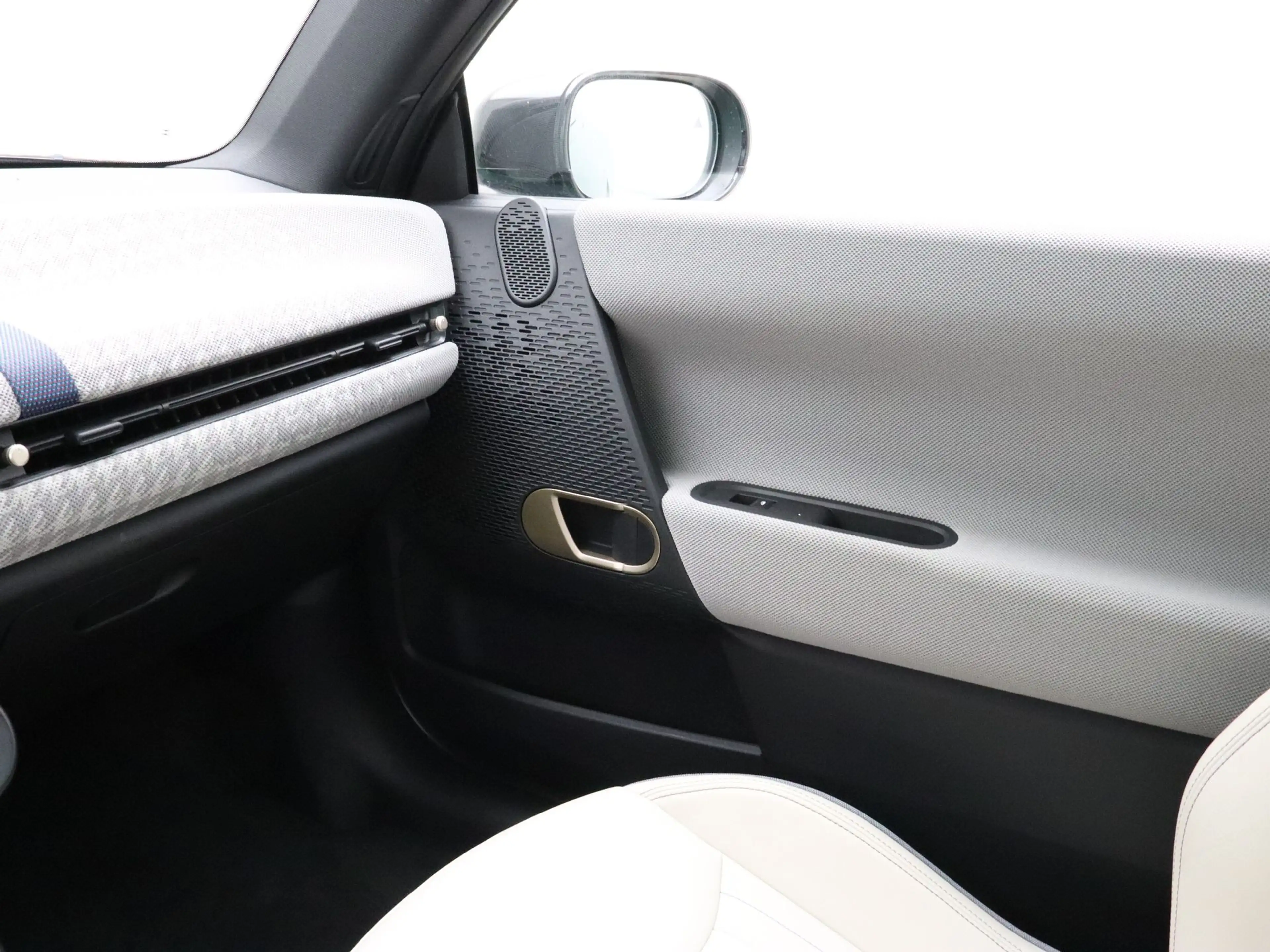 MINI Cooper E Favoured Pakket M — photo 14