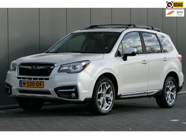 Subaru Forester 2.5 AUT Panorama Adaptive cruise Harman/kardon