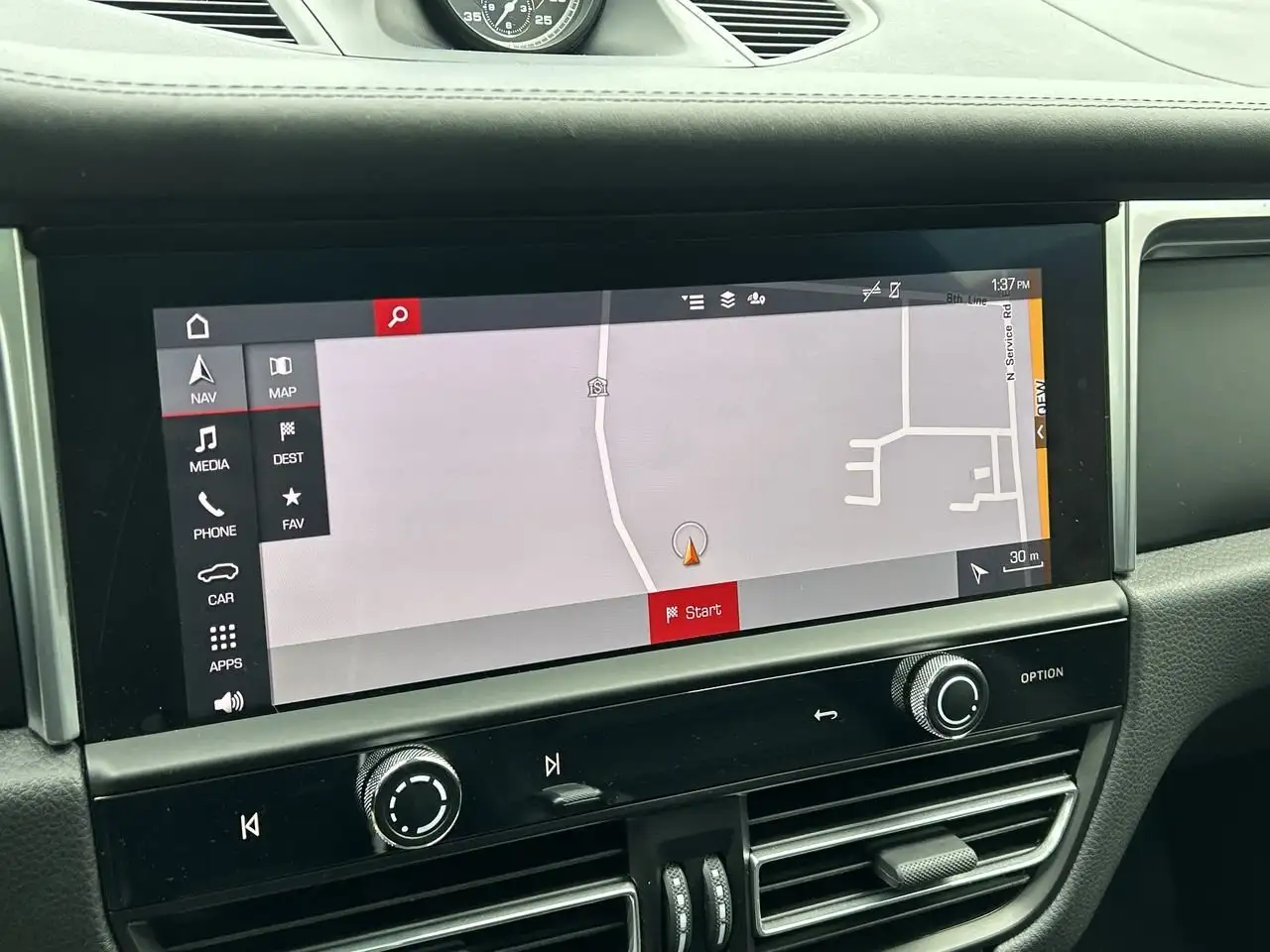 Porsche Macan снимка Porsche Macan