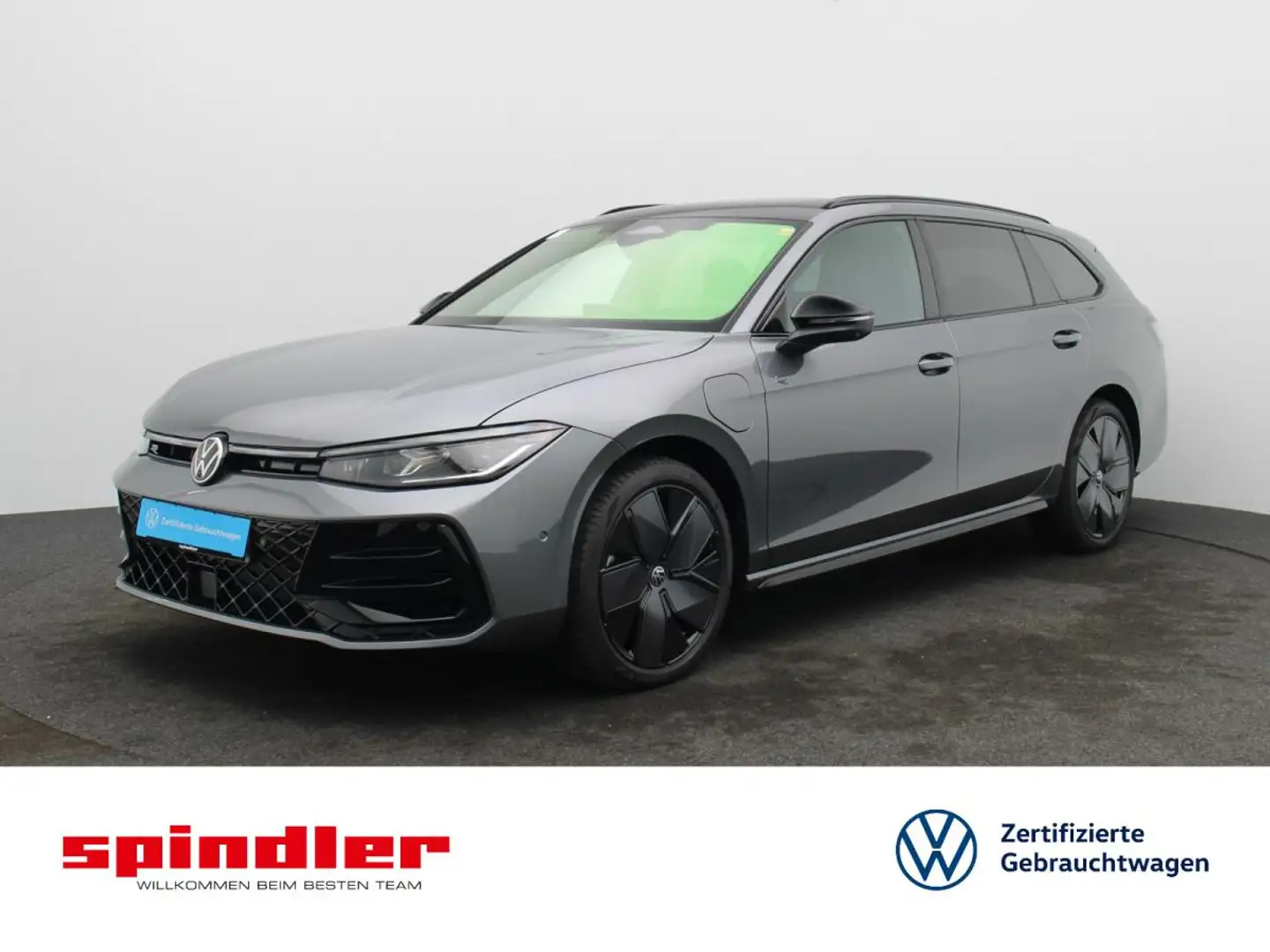 Volkswagen Passat Variant R-Line 1.5 eHybrid / Pano, AHK Grau - 1