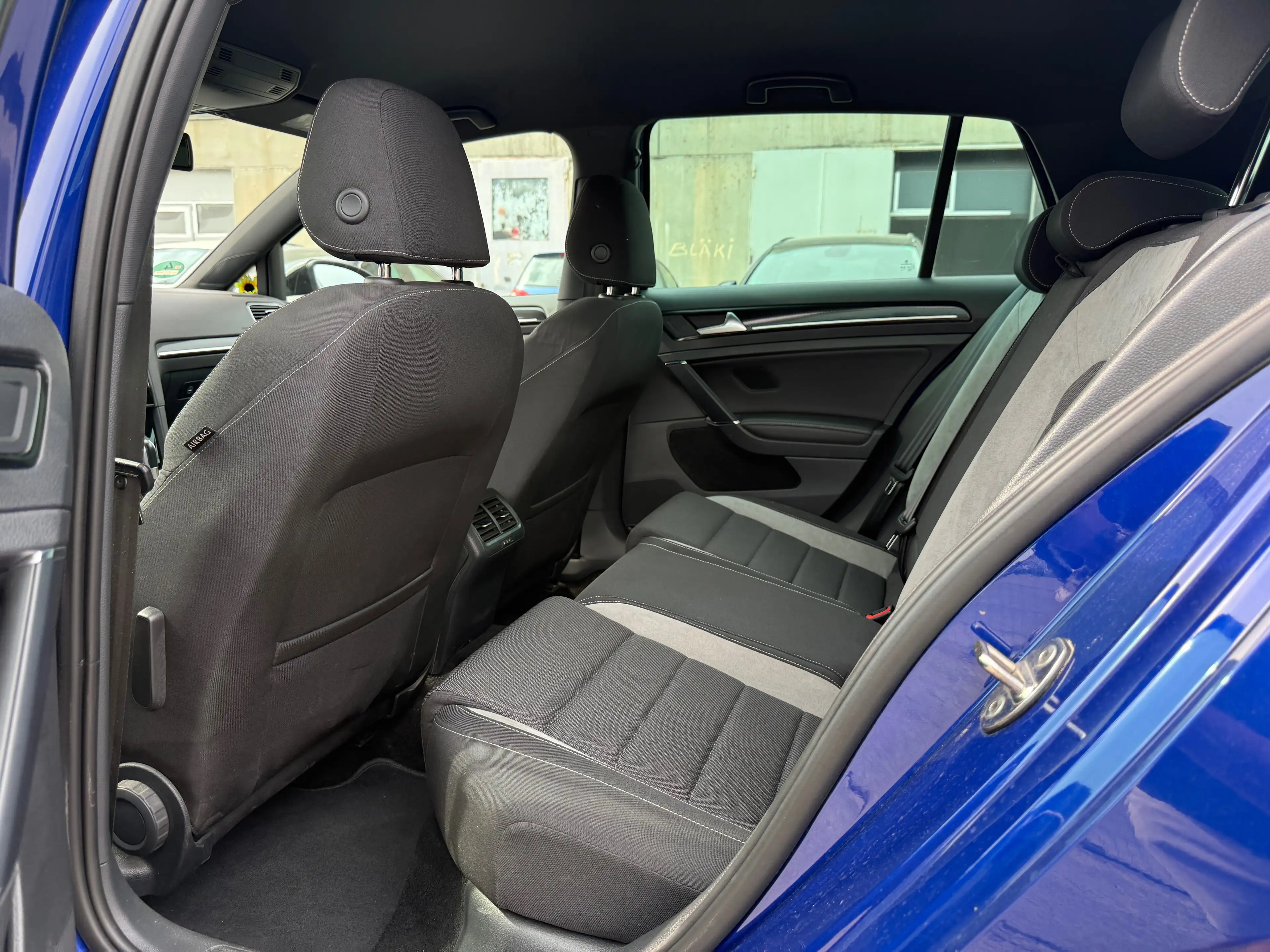 Volkswagen Golf R R BMT 4Motion — photo 10