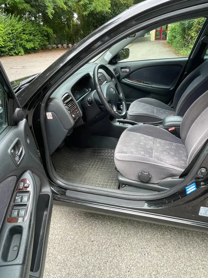 Toyota Avensis 2.0 linea sol, foto 8