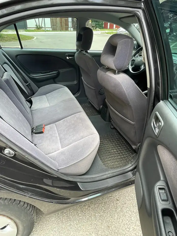 Toyota Avensis 2.0 linea sol, foto 9