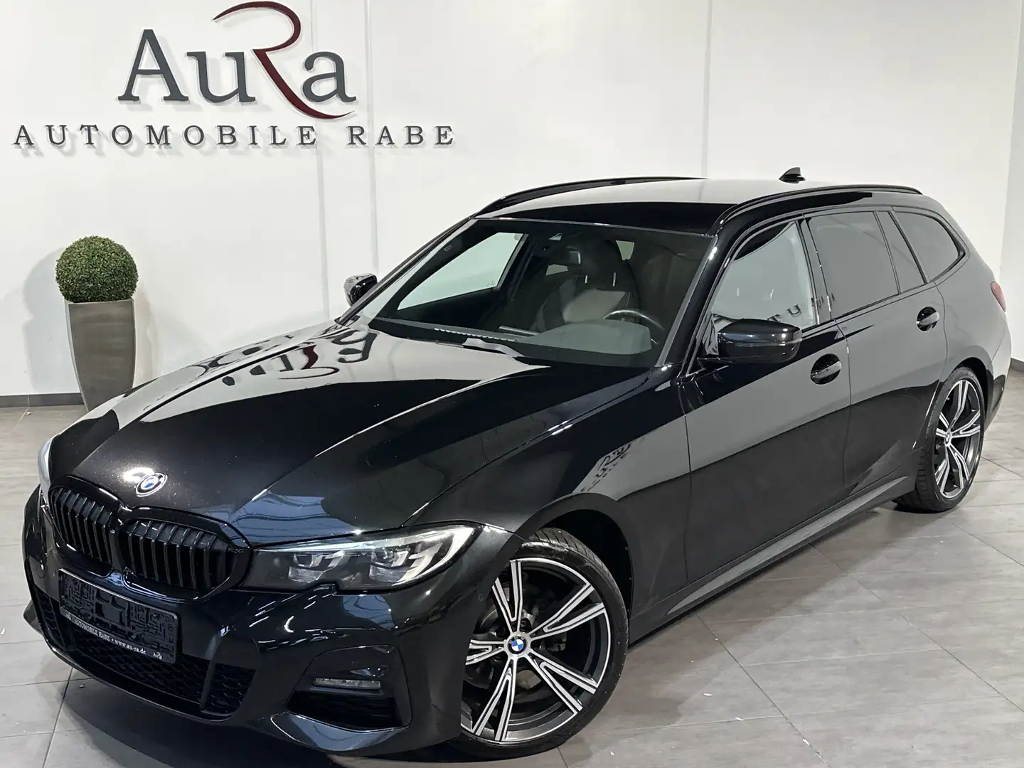 BMW 320 Touring M-Sport NAV+LED+KAMERA+19ZO+HIFI+VC Noir - 2