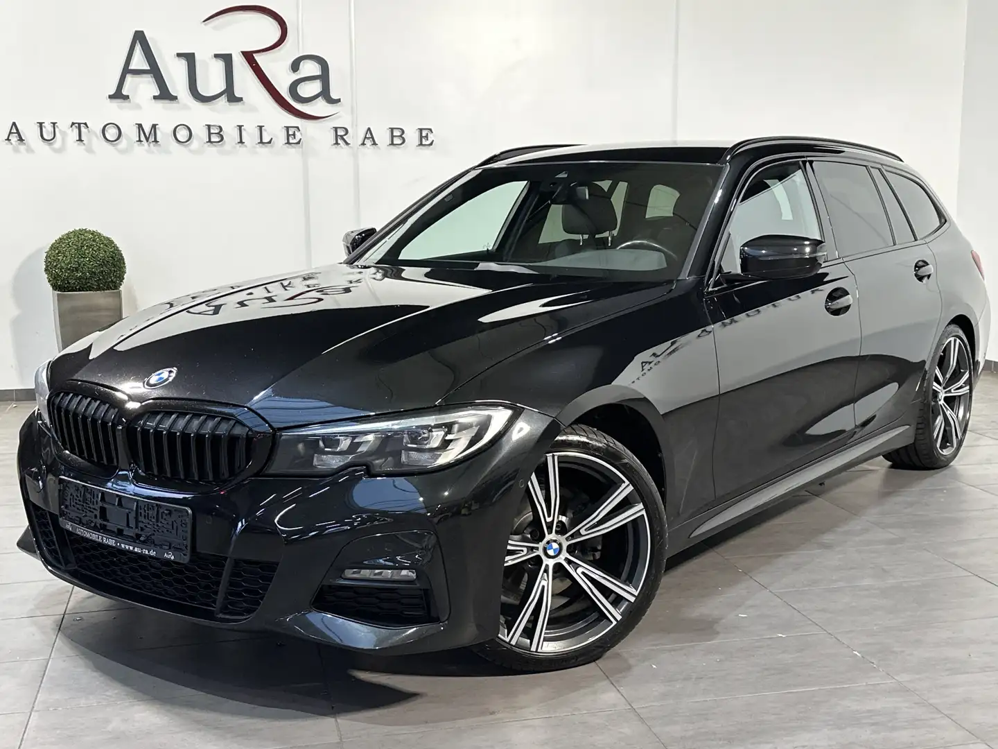 BMW 320 Touring M-Sport NAV+LED+KAMERA+19ZO+HIFI+VC Noir - 1
