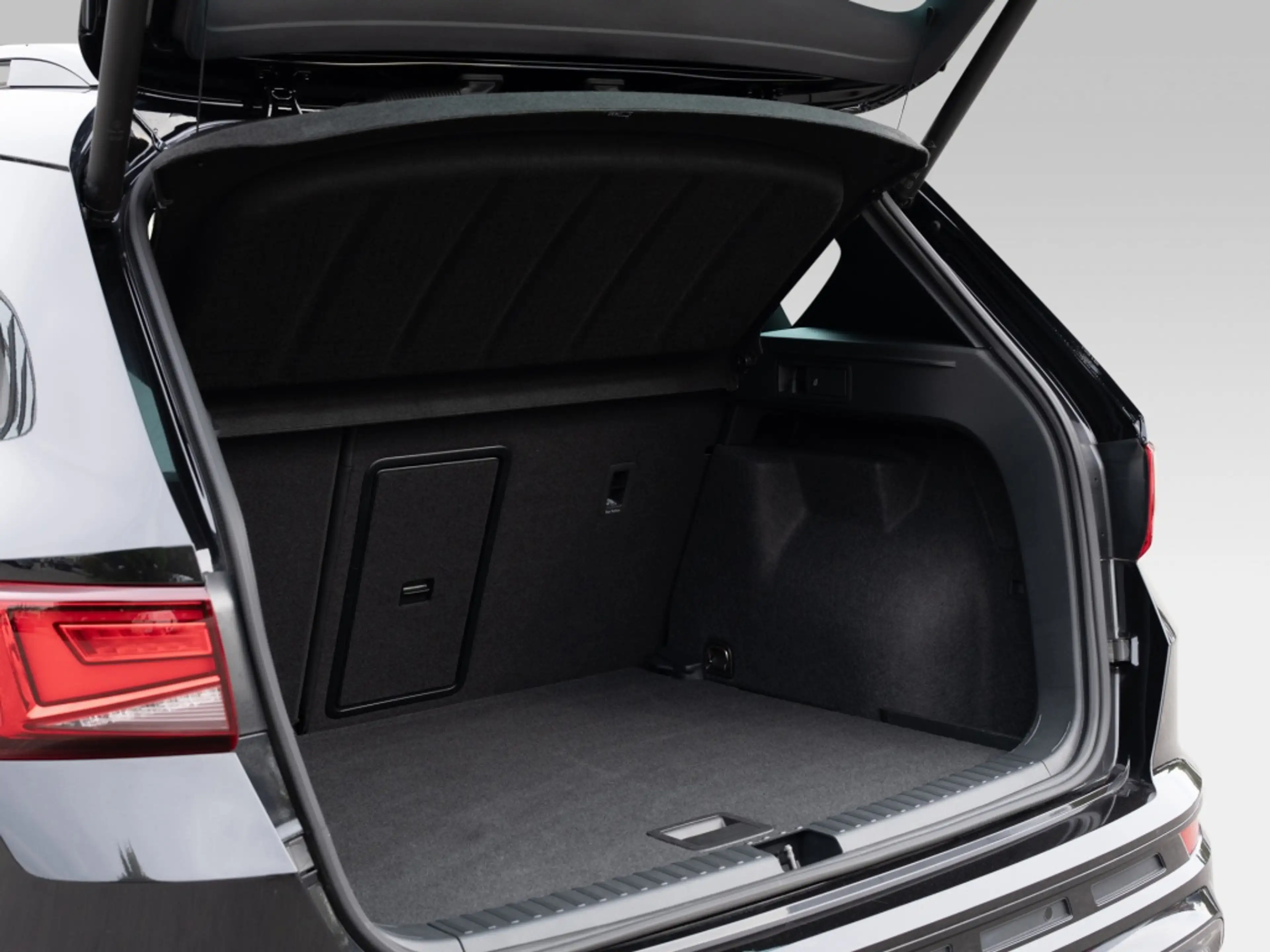 CUPRA Ateca 2.0 TSI VZ 4Drive OPF // MEMO 360 AHK SPUR — photo 9