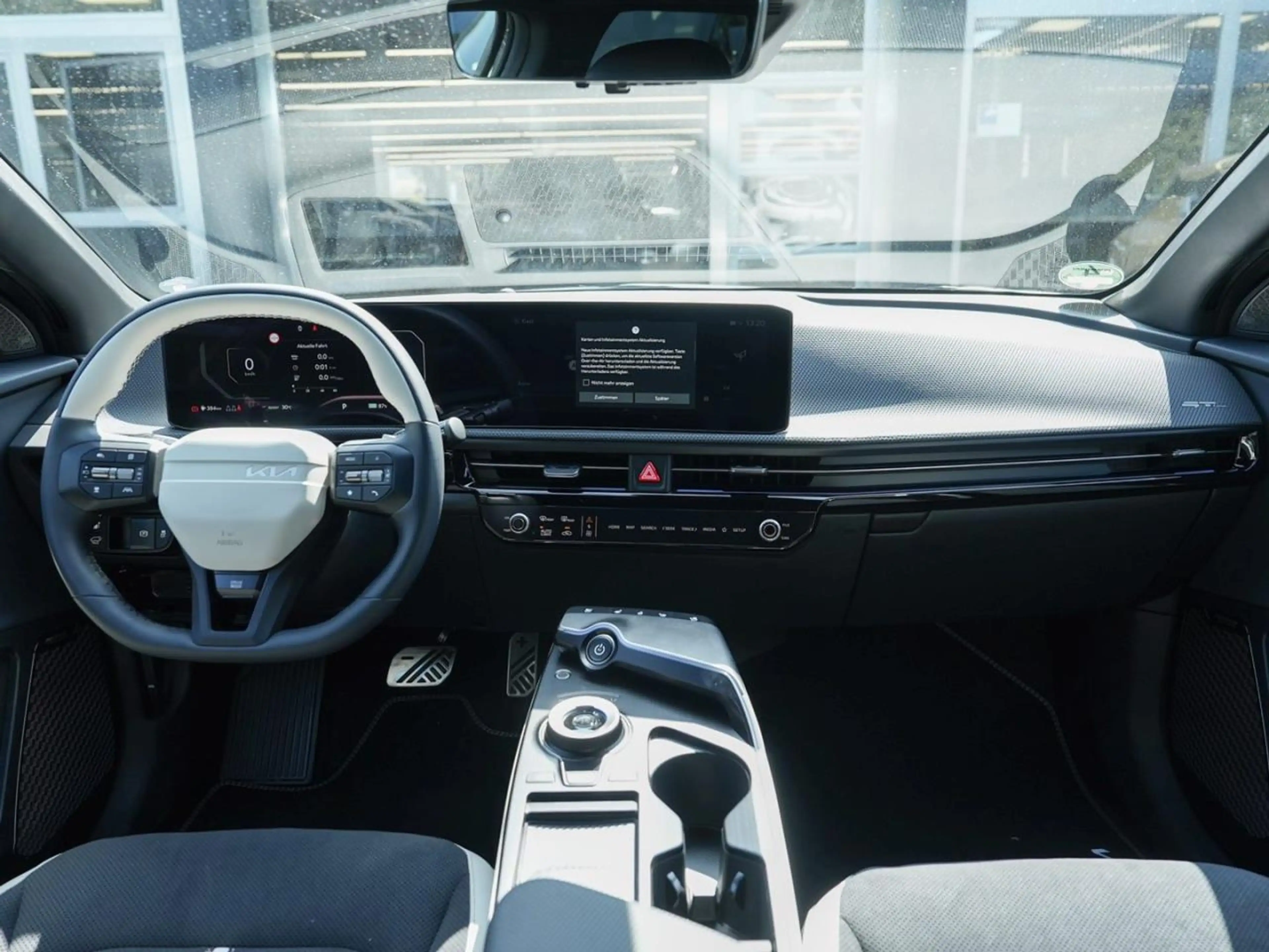 Kia EV6 84 kWh AWD GT-Line DriveWise HUD ACC 360° — photo 12