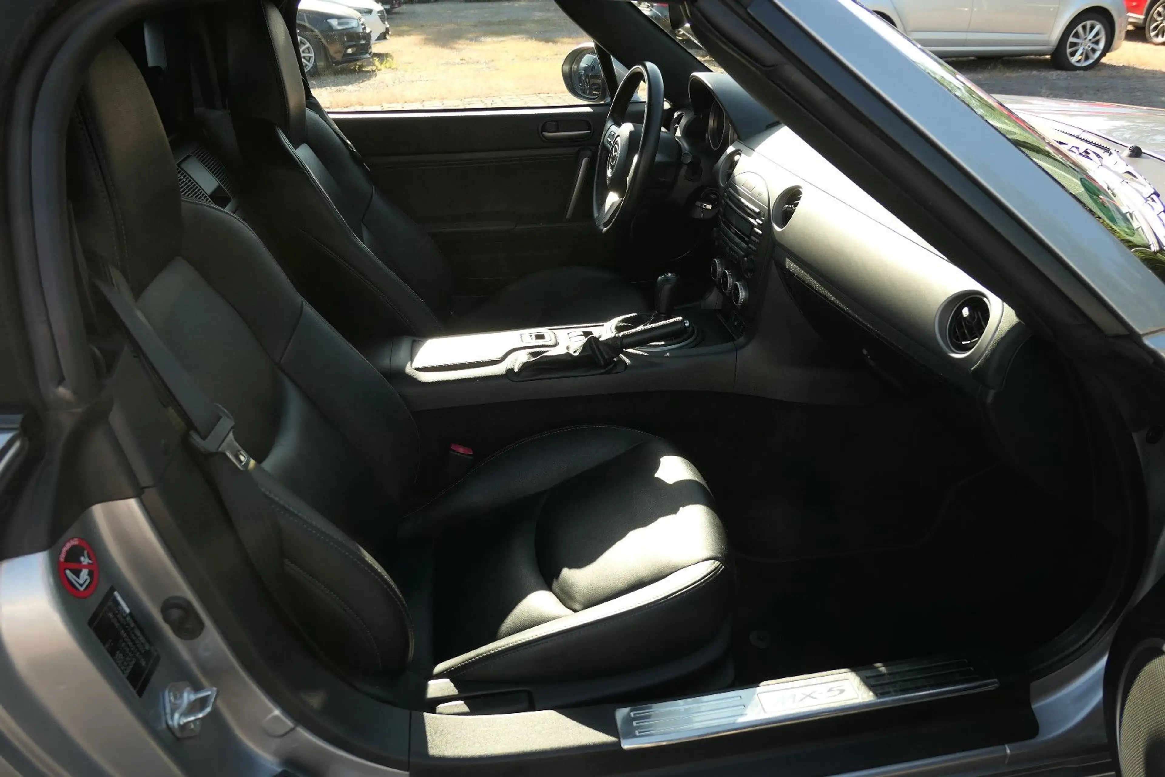 Mazda MX-5 1.8 Center-Line/Leder/Sitzheizung/Bose — photo 15
