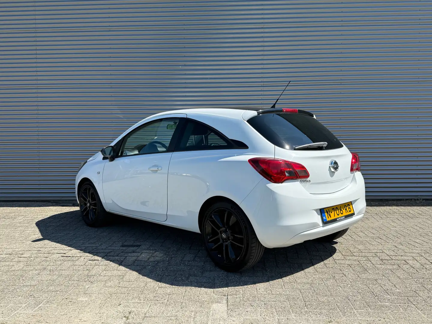 Opel Corsa 1.2 EcoFlex Black&White | Cruise | Airco | 17" Alu Bianco - 2